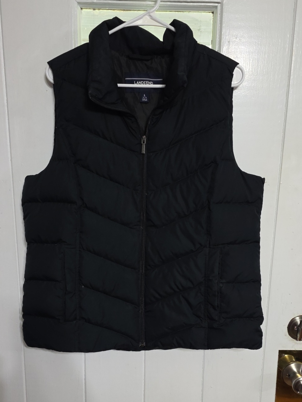 Lands' End Women's Puffer Vest Black Zips Down/Feather Filled Sz 14/16 EUC